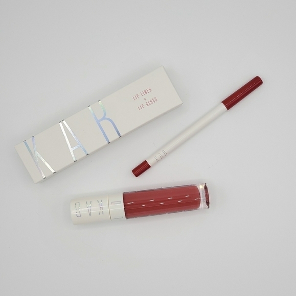 KAB Charming Lip Set (Gloss + Liner) - Picture 1 of 3